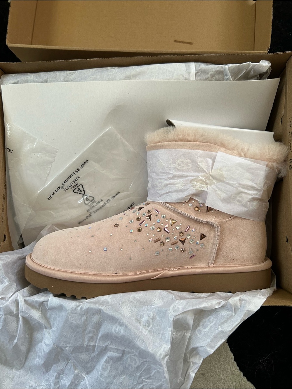 NWT UGG Classic Galaxy Bling Mini Boots